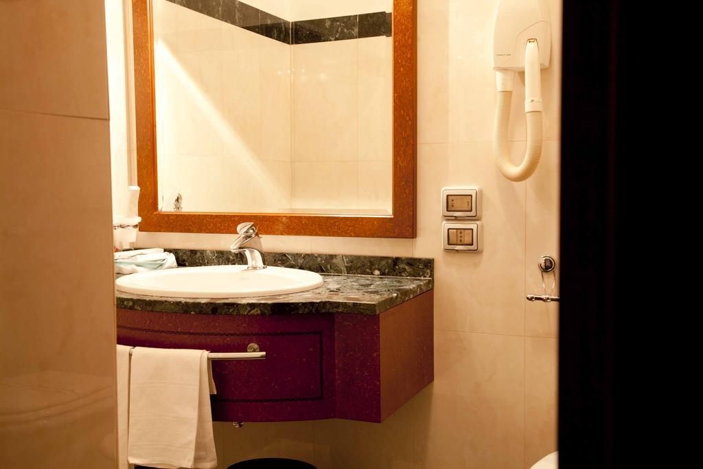 Hotel Jolly Castrovillari Pokoj fotografie